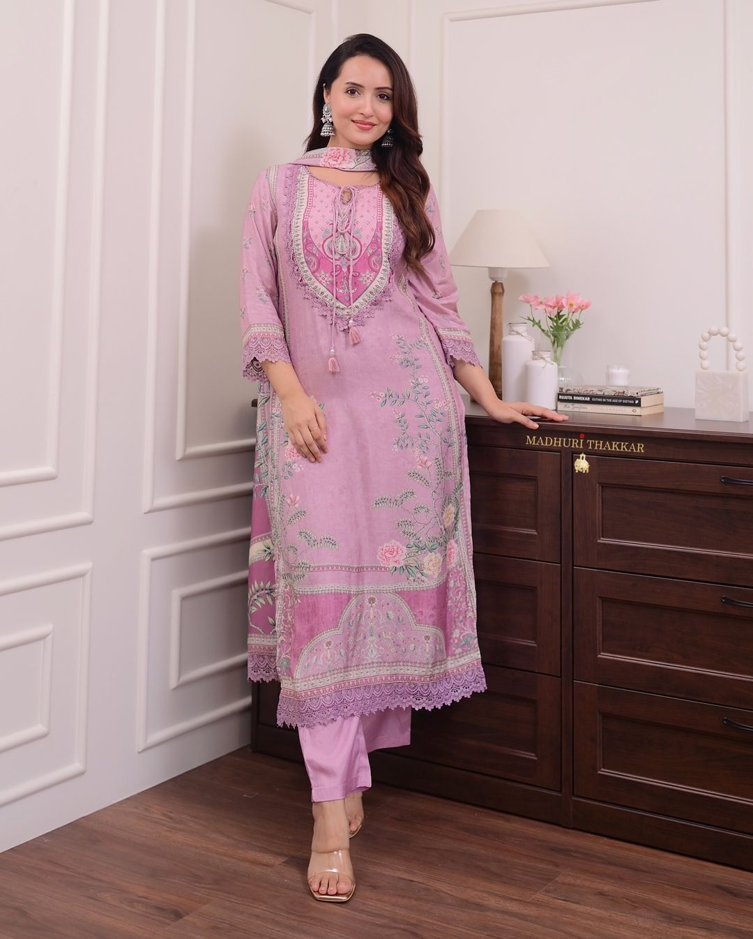 Lilac Muslin Floral Digital Printed Pakistani Kurti Set with Pant, Dupatta, and Pearl Necklace.