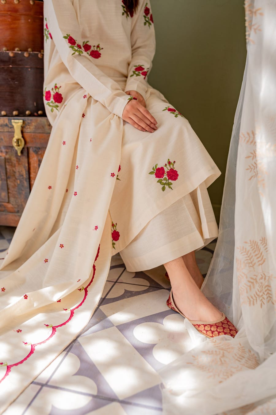 Classic Cream Floral Printed Kurta Set