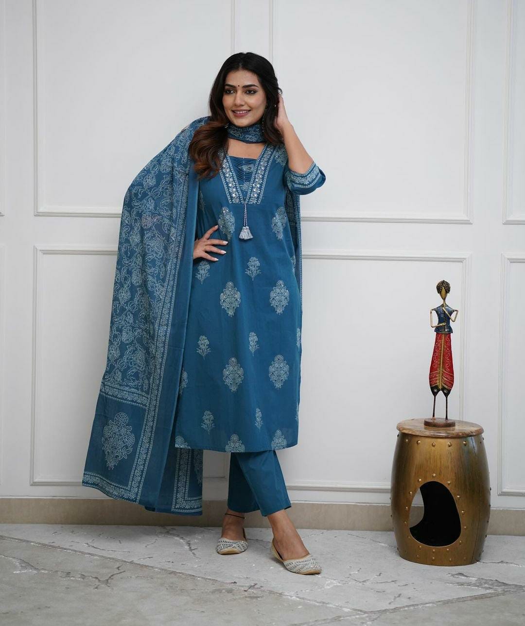 Blue Hand Work Straight Kurti Pant With Malmal Dupatta