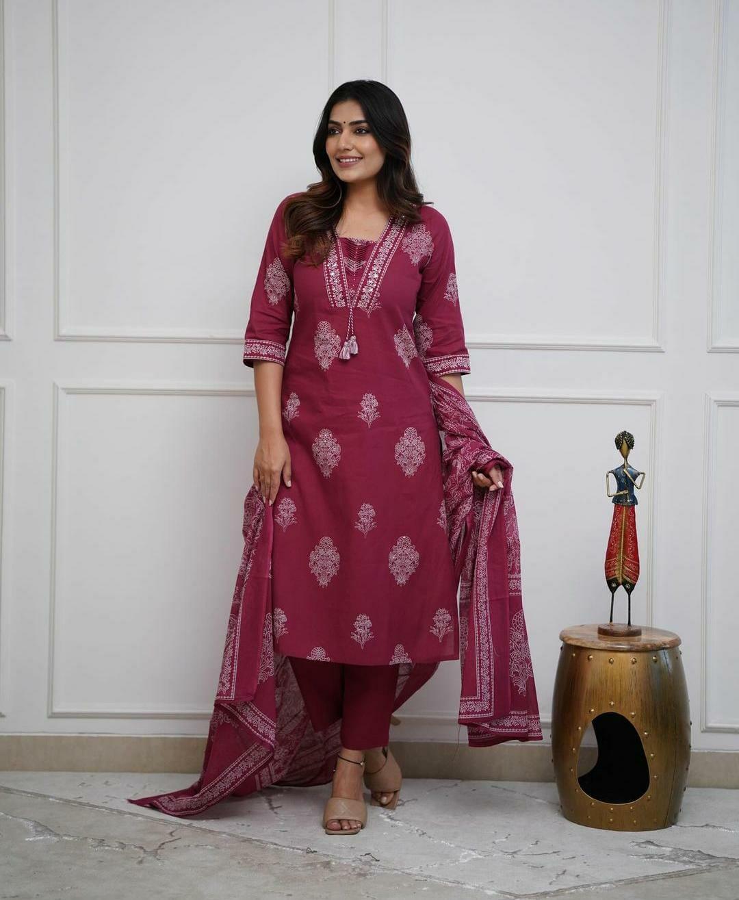 Maroon Hand Work Kurti Pant with Malmal Dupatta - wear&style