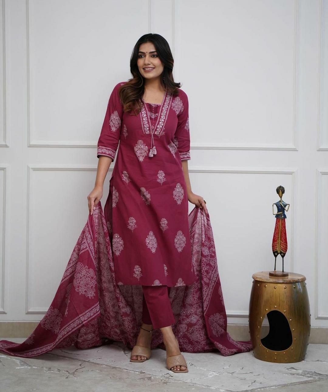 Maroon Hand Work Kurti Pant with Malmal Dupatta - wear&style