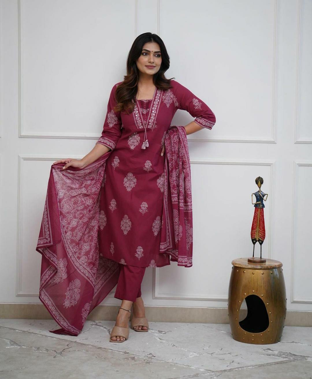 Maroon Hand Work Kurti Pant with Malmal Dupatta - wear&style